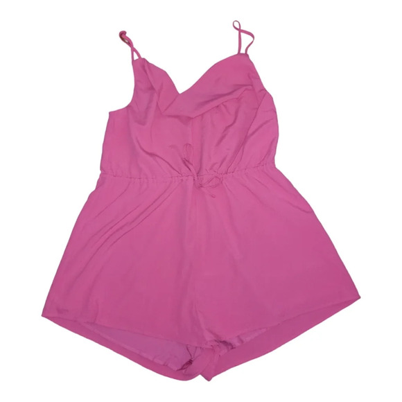 💕Superdown camari cow neck romper - Picture 2 of 8